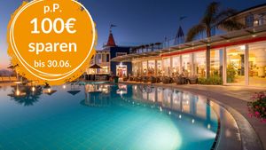Villaggio Stromboli, Ricadi, Pool am Abend