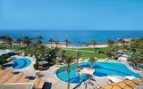 Pool vom Hotel aus