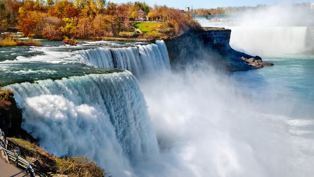 Niagarafälle Herbst