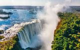 Victoria Falls zwischen Sambia and Simbabwe