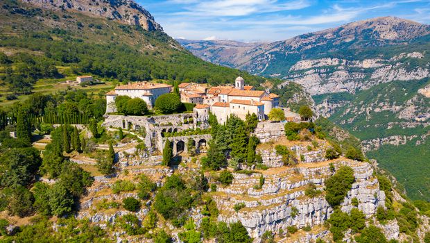 Bergdorf Gourdon in der Provence