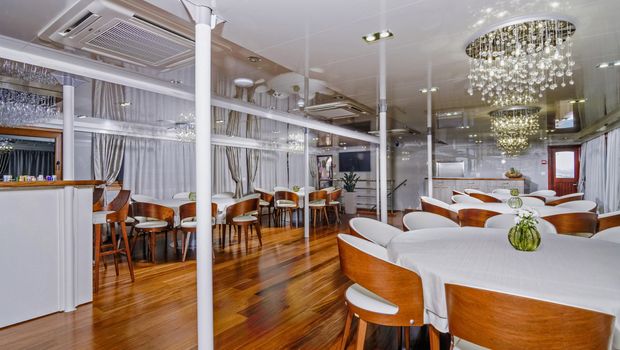 MY AZZURRO Restaurant