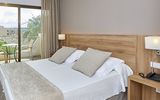 Zimmerbeispiel Hotel Playa Golf