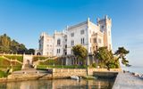 Schloss Miramare im Golf von Triest