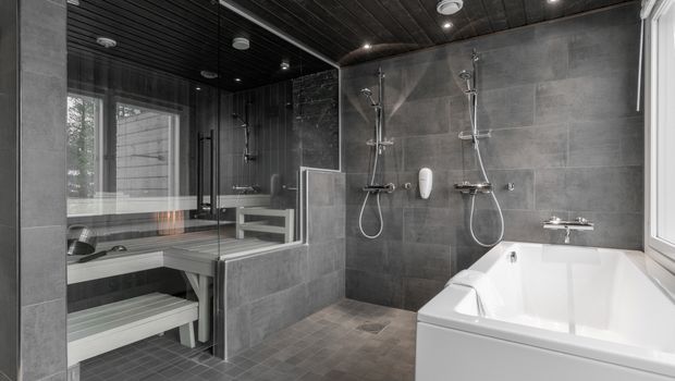 PyhäLinna93_Badezimmer1_Sauna