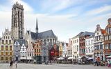 St. Rumbolds Kathedrale auf dem Grote Markt