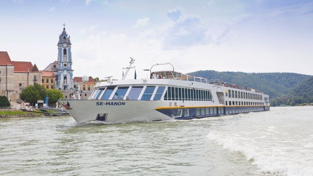 MS SE-MANON Schiff