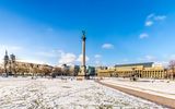 Schlossplatz Stuttgart im Winter