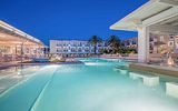 Pool Bar