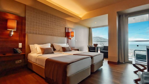 Hotel Four Views Baia Maderia, Zimmerbeispiel mit Meerblick