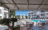 Hotel Maistrali, Restaurant und Pool