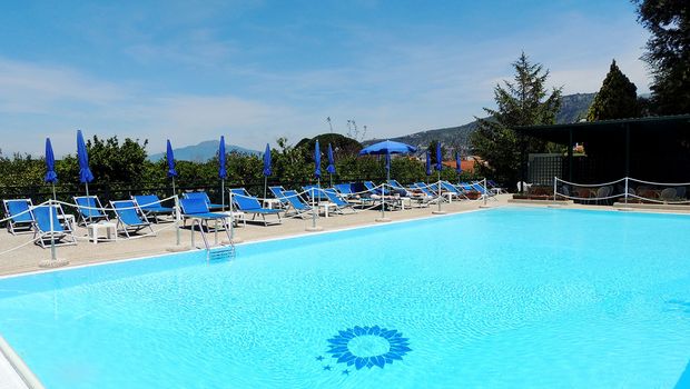Hotel Girasole, Pool