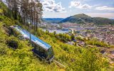Fløibanen in Bergen mit Blick auf die Stadt