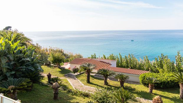 Villaggio Stromboli, Ricadi, Garten