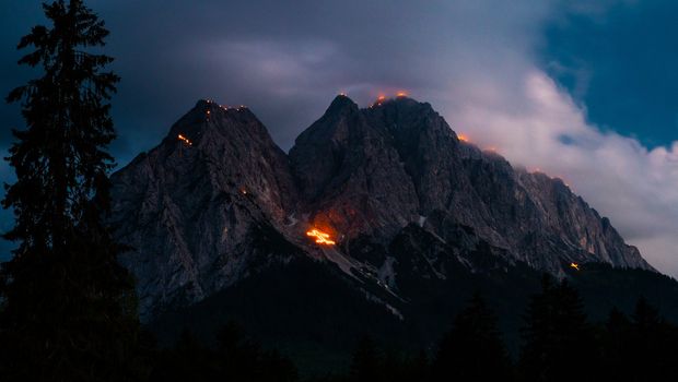 Sonnwendfeuer in Garmisch