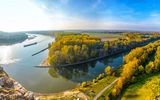Flüsse und Blick von der Burg Devín bei Bratislava