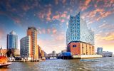 Elbphilharmonie im Abendlicht