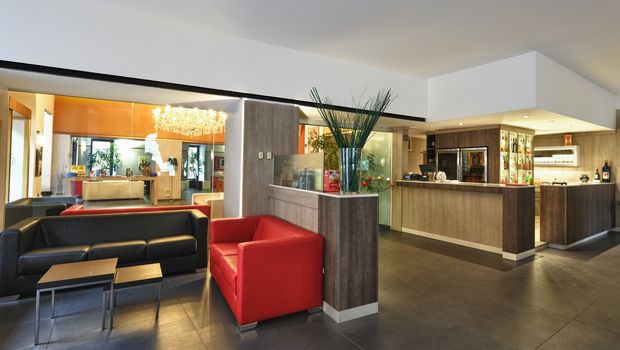 GH Riva, Lobby