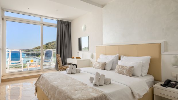 Zimmerbeispiel im Hotel Mimosa Lido Palace