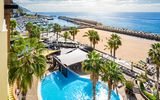 Außenansicht Pool und Strand Hotel Savoy Calheta Beach