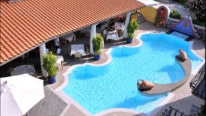 Lipari_Arciduca_pool